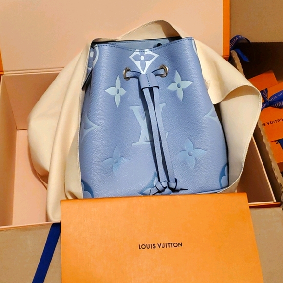 💳🧾SOLD🧾💳Louis Vuitton By The Pool NéoNoé BB - Picture 14 of 16